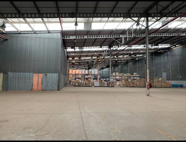 6,544M² WAREHOUSE TO LET IN UNION